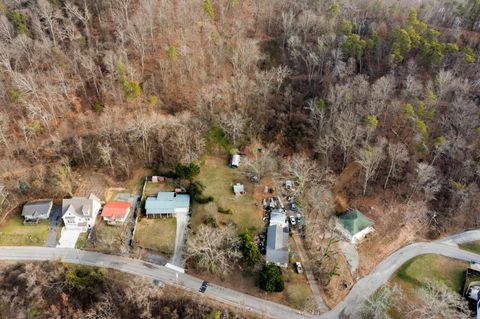 Tiny photo for 705 W Bell Avenue, Chattanooga, TN 37405 (MLS # 1527388)