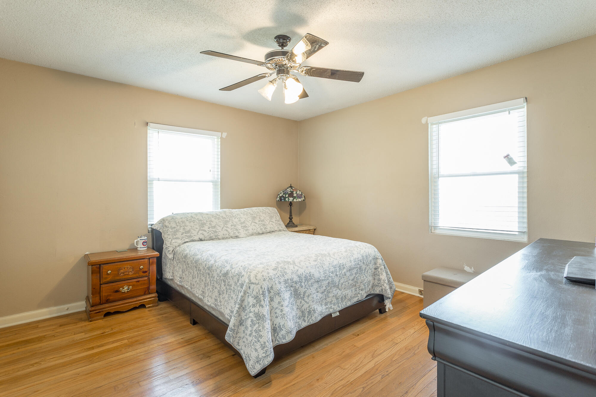 Chattanooga, Tennessee 37412, United States, 3 Bedrooms Bedrooms, ,2 BathroomsBathrooms,Residential,Pending,203031