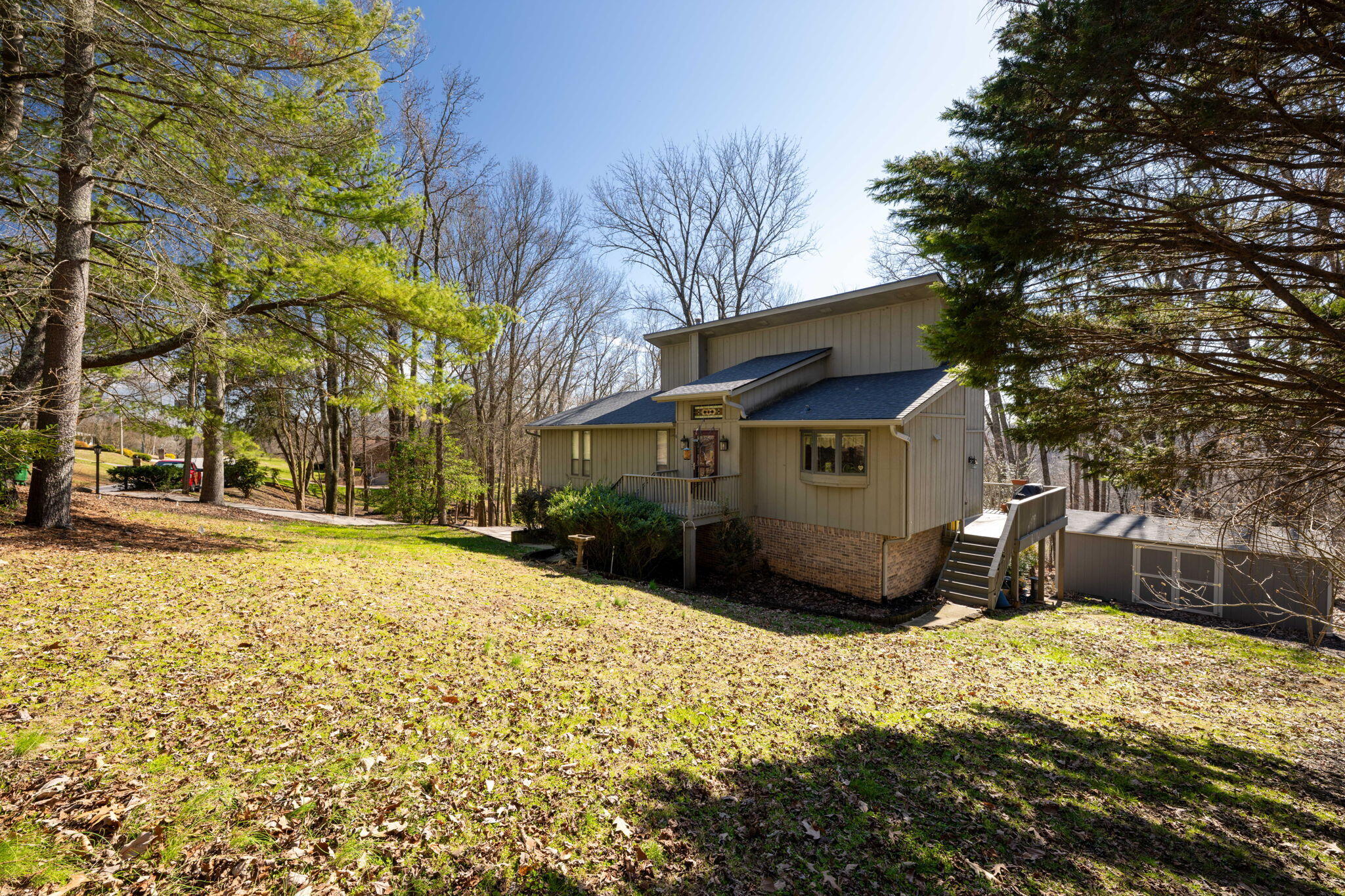 1616 Rock Bluff Road, Hixson, Tennessee image 3