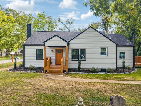 Photo of 6150 E Brainerd Road, Chattanooga, TN 37421 (MLS # 1527193)