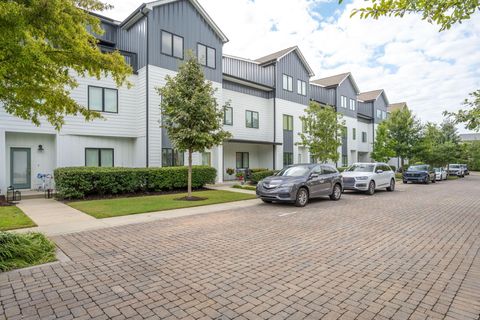 Tiny photo for 3111 Saint Elmo Avenue, Chattanooga, TN 37408 (MLS # 1527526)