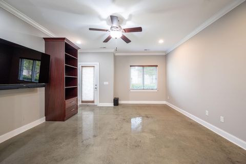 Tiny photo for 3111 Saint Elmo Avenue, Chattanooga, TN 37408 (MLS # 1527526)