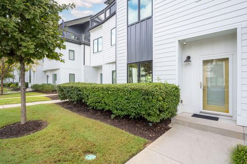 Tiny photo for 3111 Saint Elmo Avenue, Chattanooga, TN 37408 (MLS # 1527526)