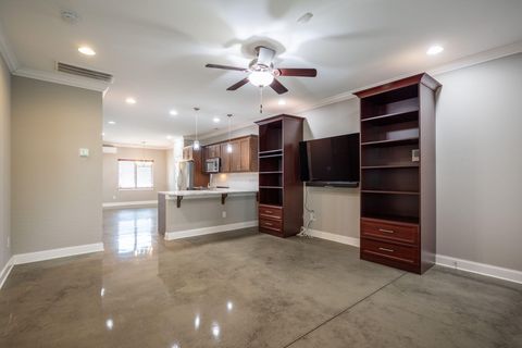 Tiny photo for 3111 Saint Elmo Avenue, Chattanooga, TN 37408 (MLS # 1527526)