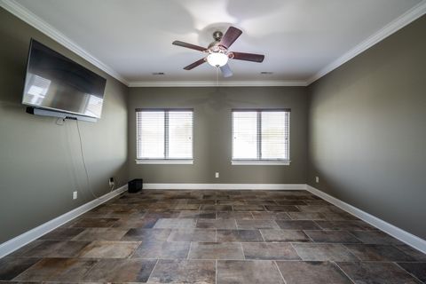 Tiny photo for 3111 Saint Elmo Avenue, Chattanooga, TN 37408 (MLS # 1527526)