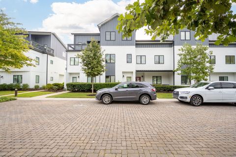 Tiny photo for 3111 Saint Elmo Avenue, Chattanooga, TN 37408 (MLS # 1527526)