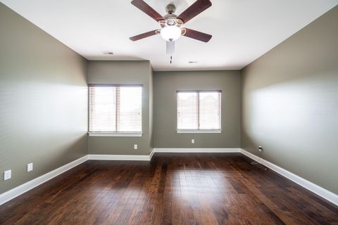 Tiny photo for 3111 Saint Elmo Avenue, Chattanooga, TN 37408 (MLS # 1527526)