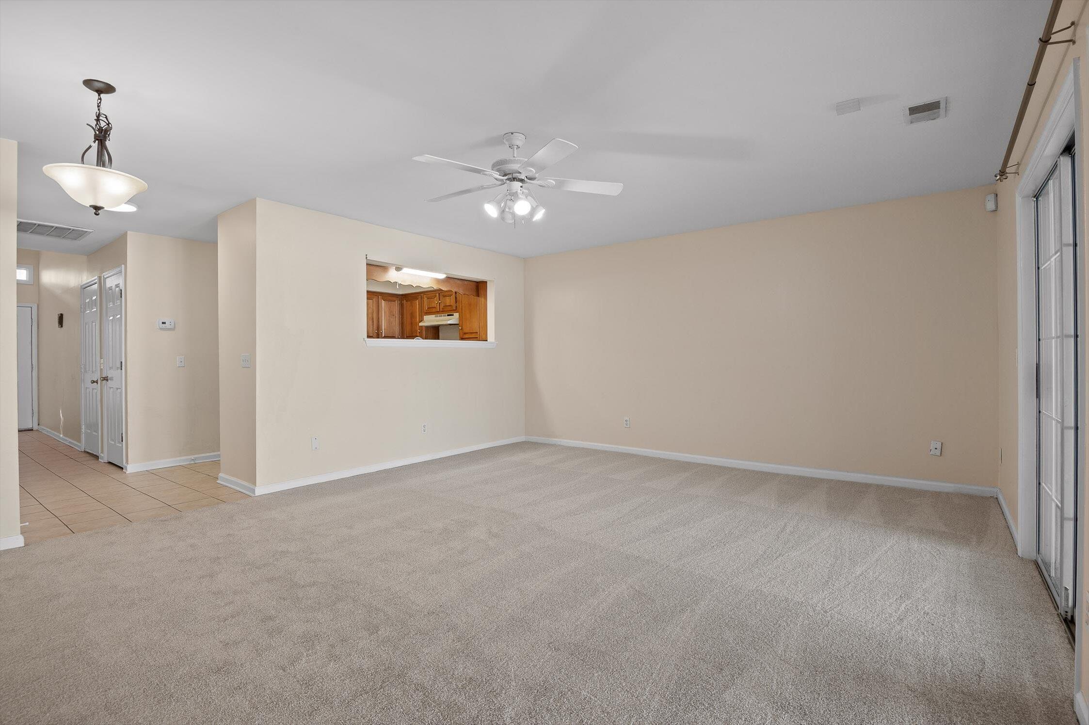 Chattanooga, Tennessee 37421, United States, 2 Bedrooms Bedrooms, ,3 BathroomsBathrooms,Residential,Active,147808