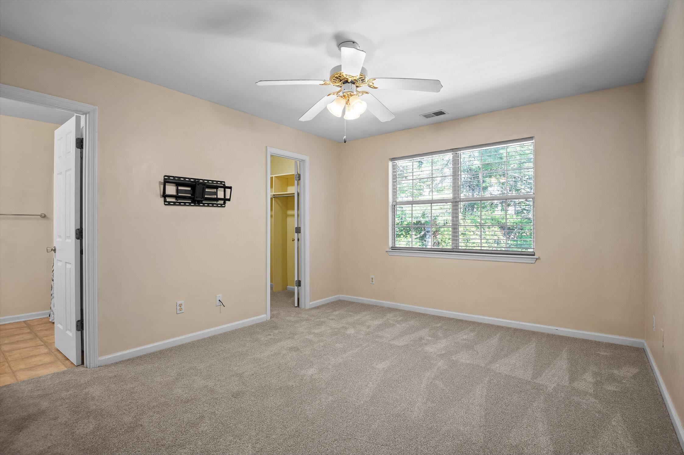 Chattanooga, Tennessee 37421, United States, 2 Bedrooms Bedrooms, ,3 BathroomsBathrooms,Residential,Active,147808