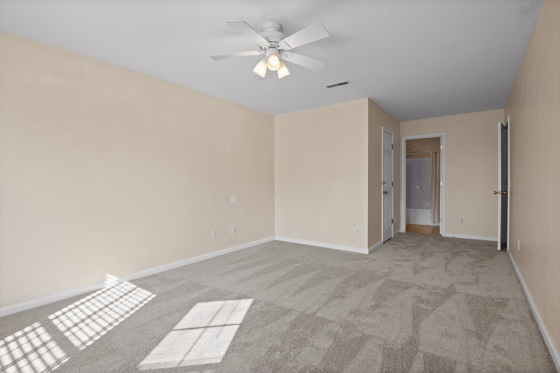 Chattanooga, Tennessee 37421, United States, 2 Bedrooms Bedrooms, ,3 BathroomsBathrooms,Residential,Active,147808