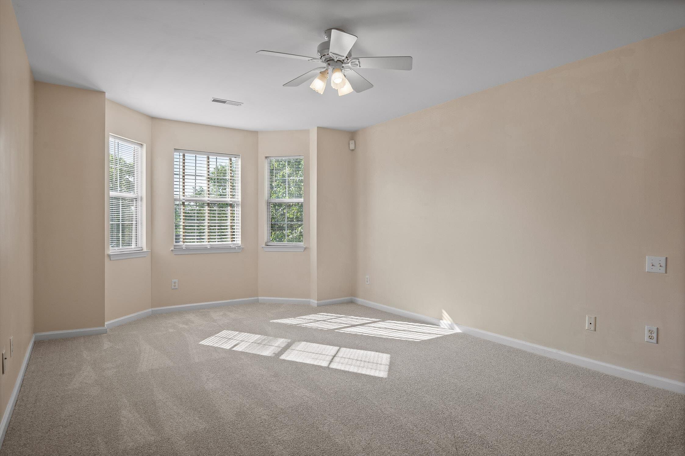 Chattanooga, Tennessee 37421, United States, 2 Bedrooms Bedrooms, ,3 BathroomsBathrooms,Residential,Active,147808