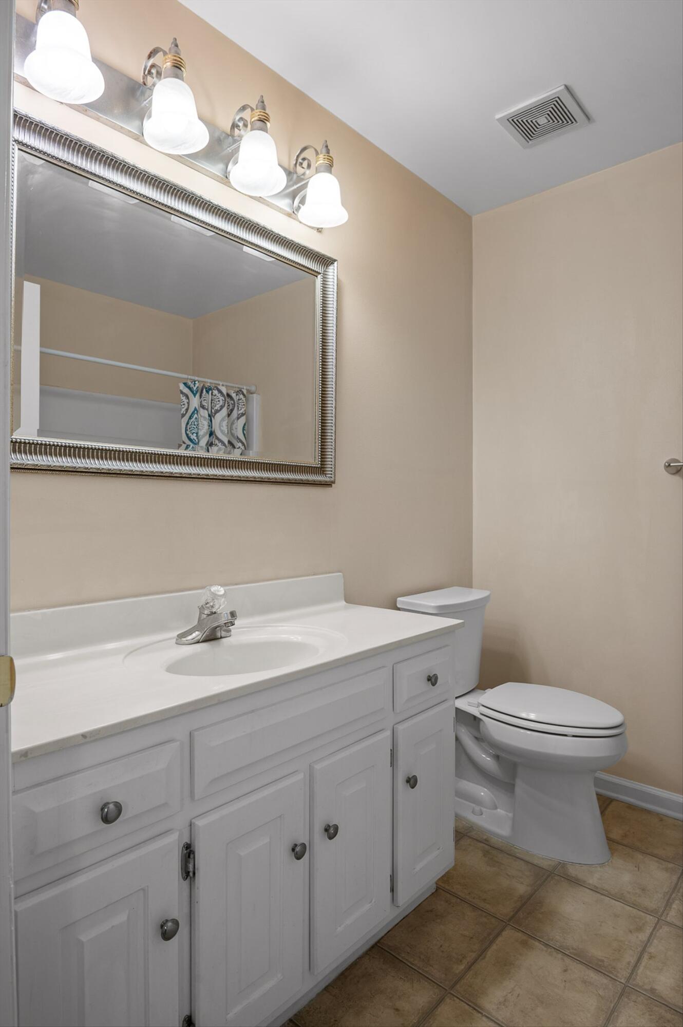 Chattanooga, Tennessee 37421, United States, 2 Bedrooms Bedrooms, ,3 BathroomsBathrooms,Residential,Active,147808