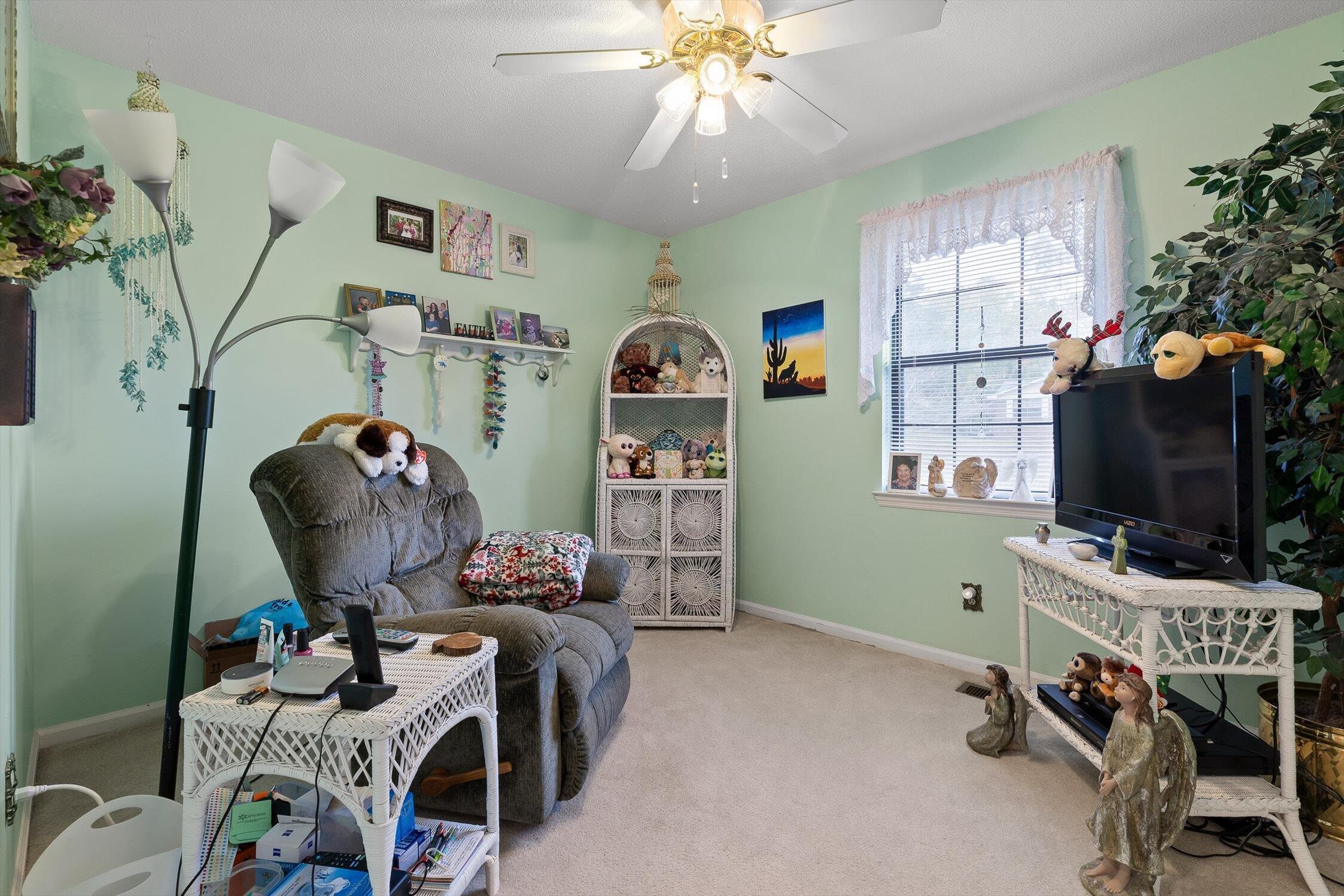 Ringgold, Georgia 30736, United States, 3 Bedrooms Bedrooms, ,2 BathroomsBathrooms,Residential,Active,238352