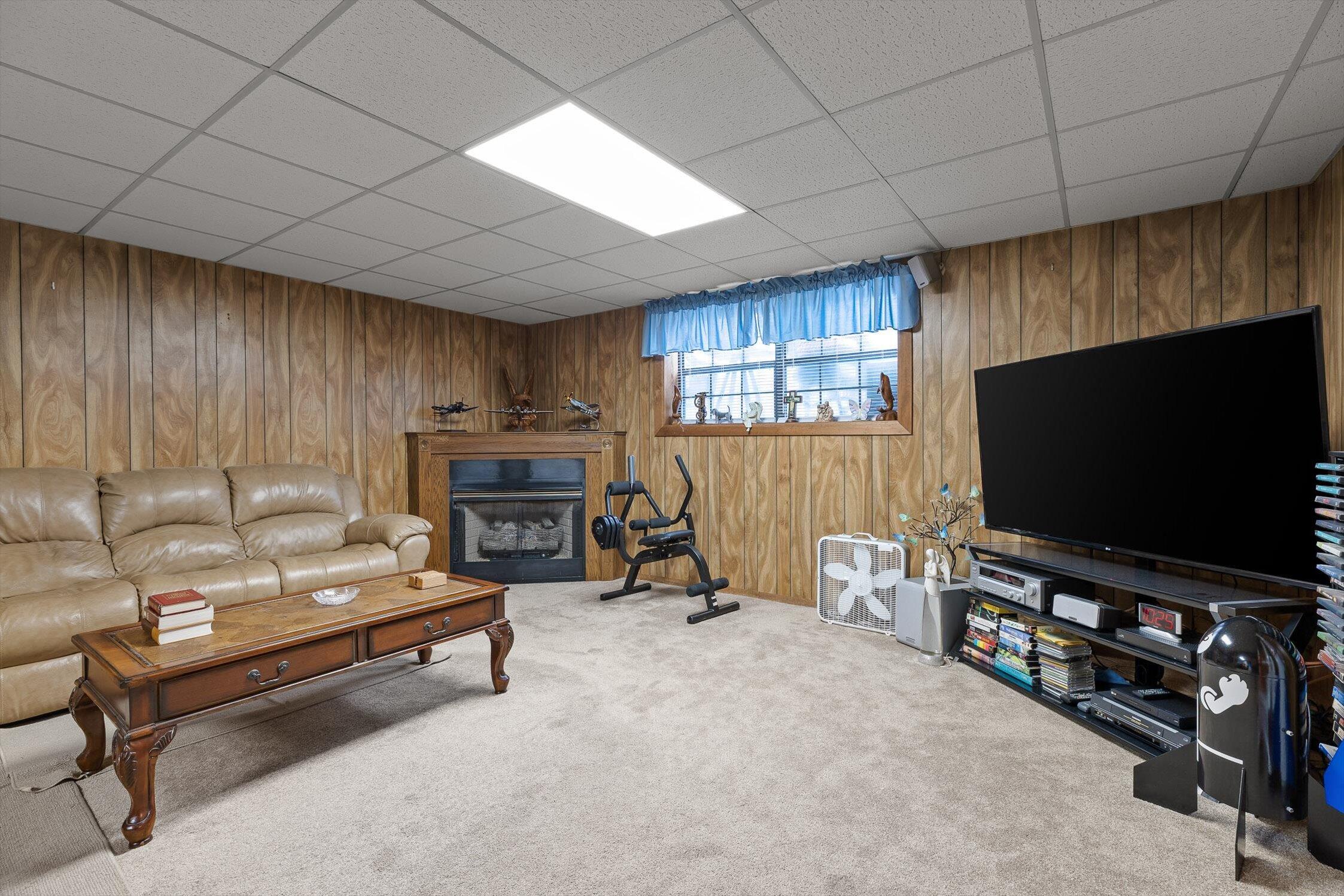 Ringgold, Georgia 30736, United States, 3 Bedrooms Bedrooms, ,2 BathroomsBathrooms,Residential,Active,238352