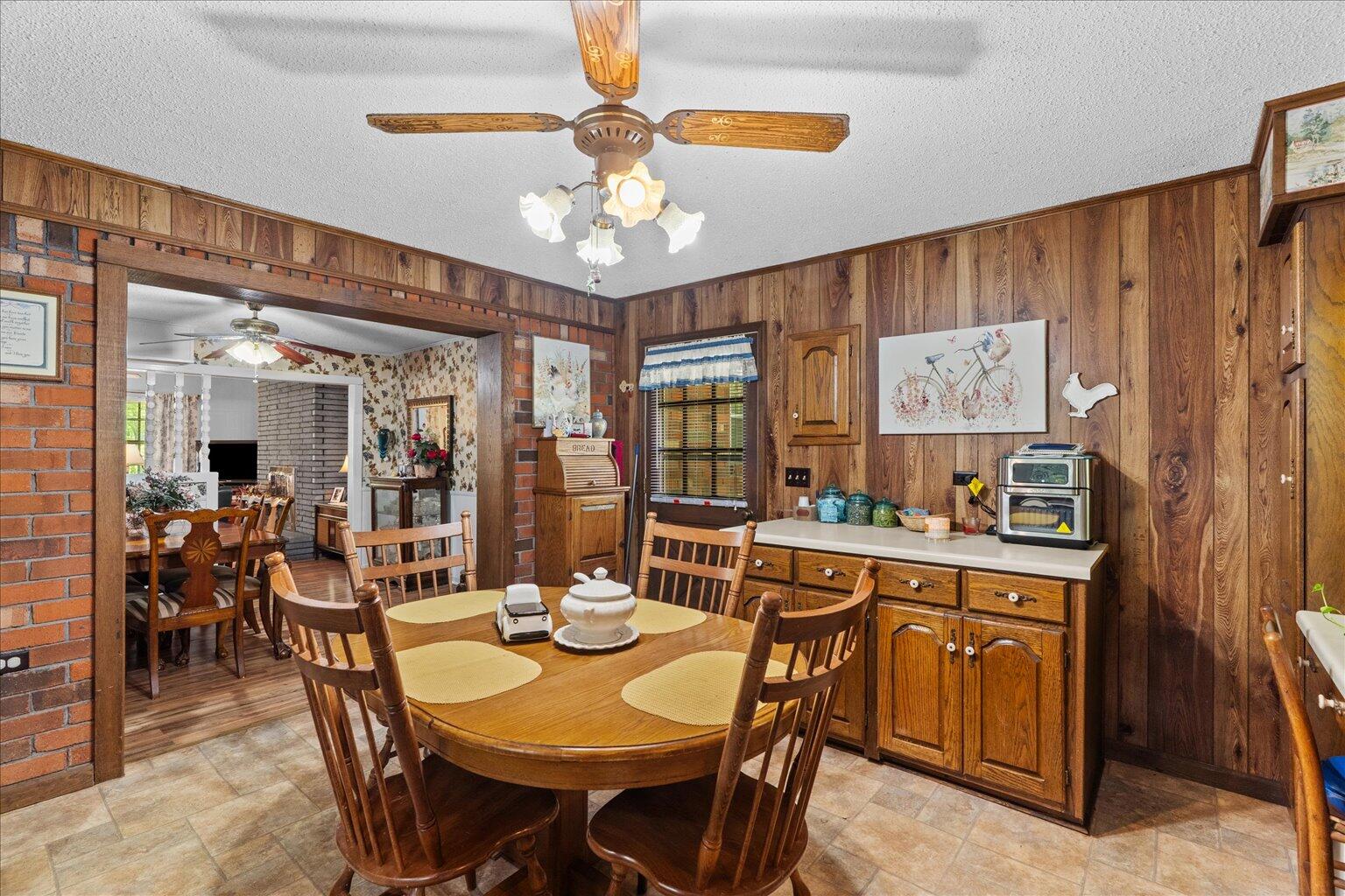 4042 Village Drive, Cohutta, Georgia image 20