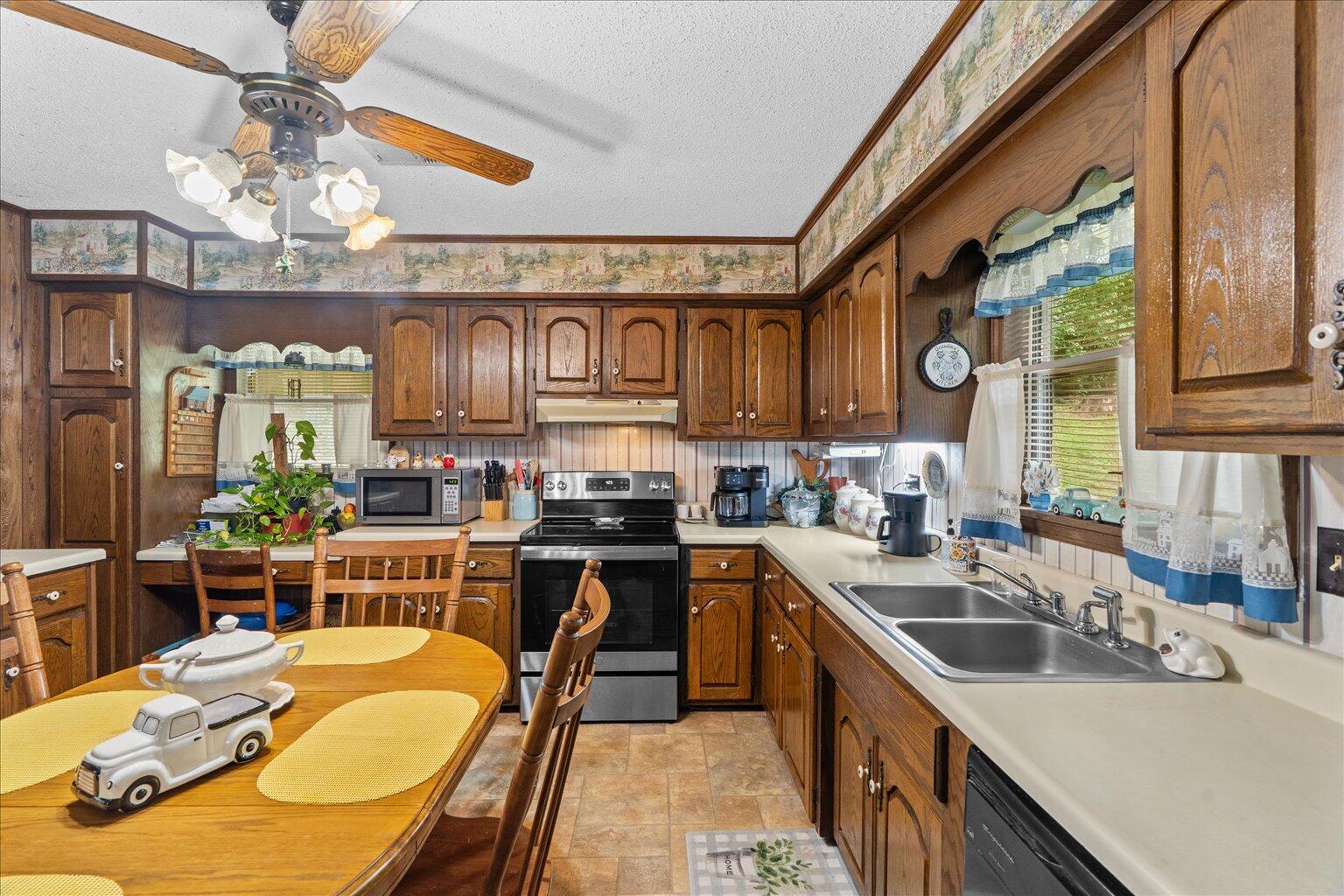 4042 Village Drive, Cohutta, Georgia image 21