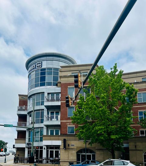 Photo of 4 Cherokee Boulevard #306, Chattanooga, TN 37405 (MLS # 1513753) Photo of 4 Cherokee Boulevard #306, Chattanooga, TN 37405 (MLS # 1513753)