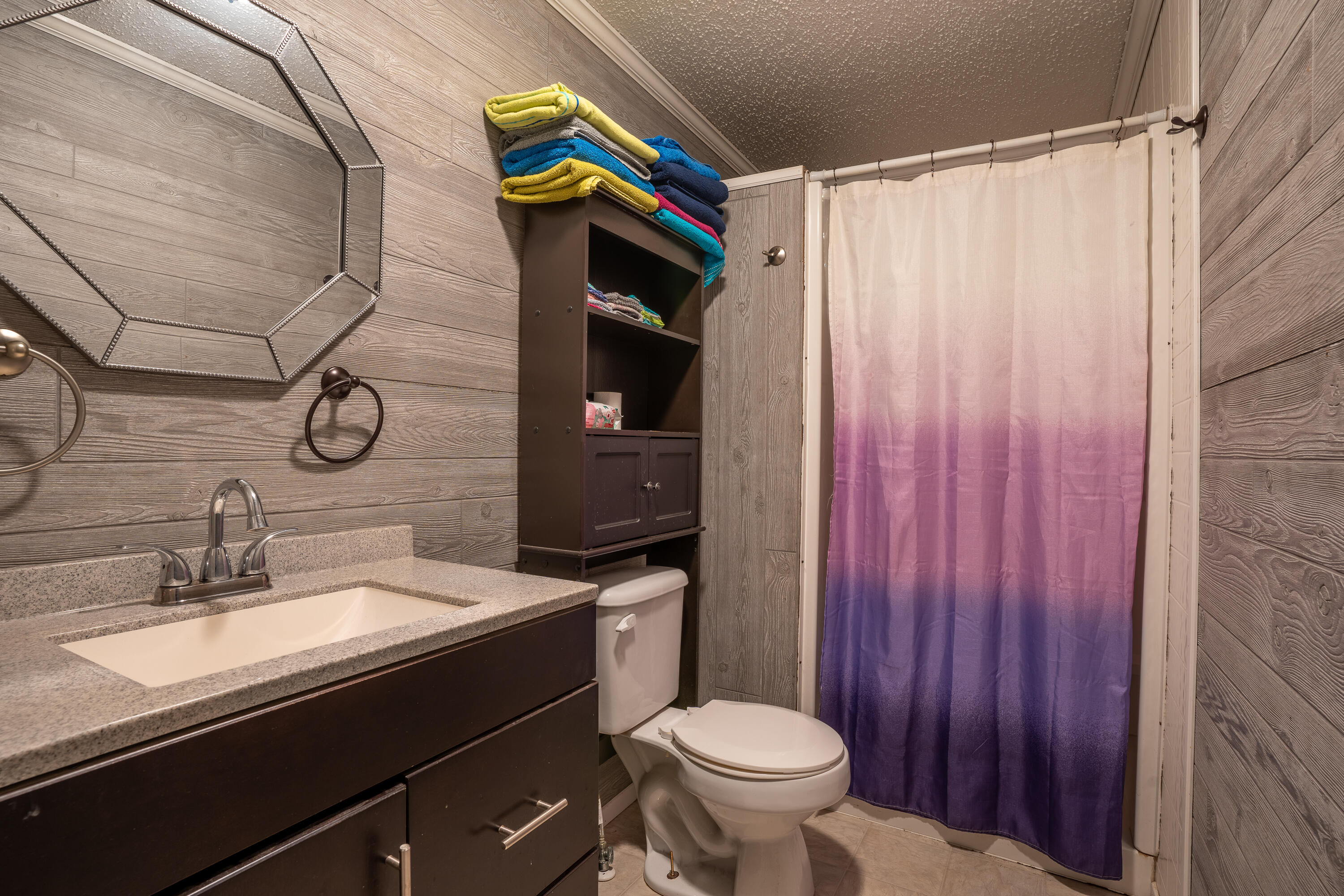 Ider, Alabama 35981, United States, 2 Bedrooms Bedrooms, ,2 BathroomsBathrooms,Residential,Active,165235