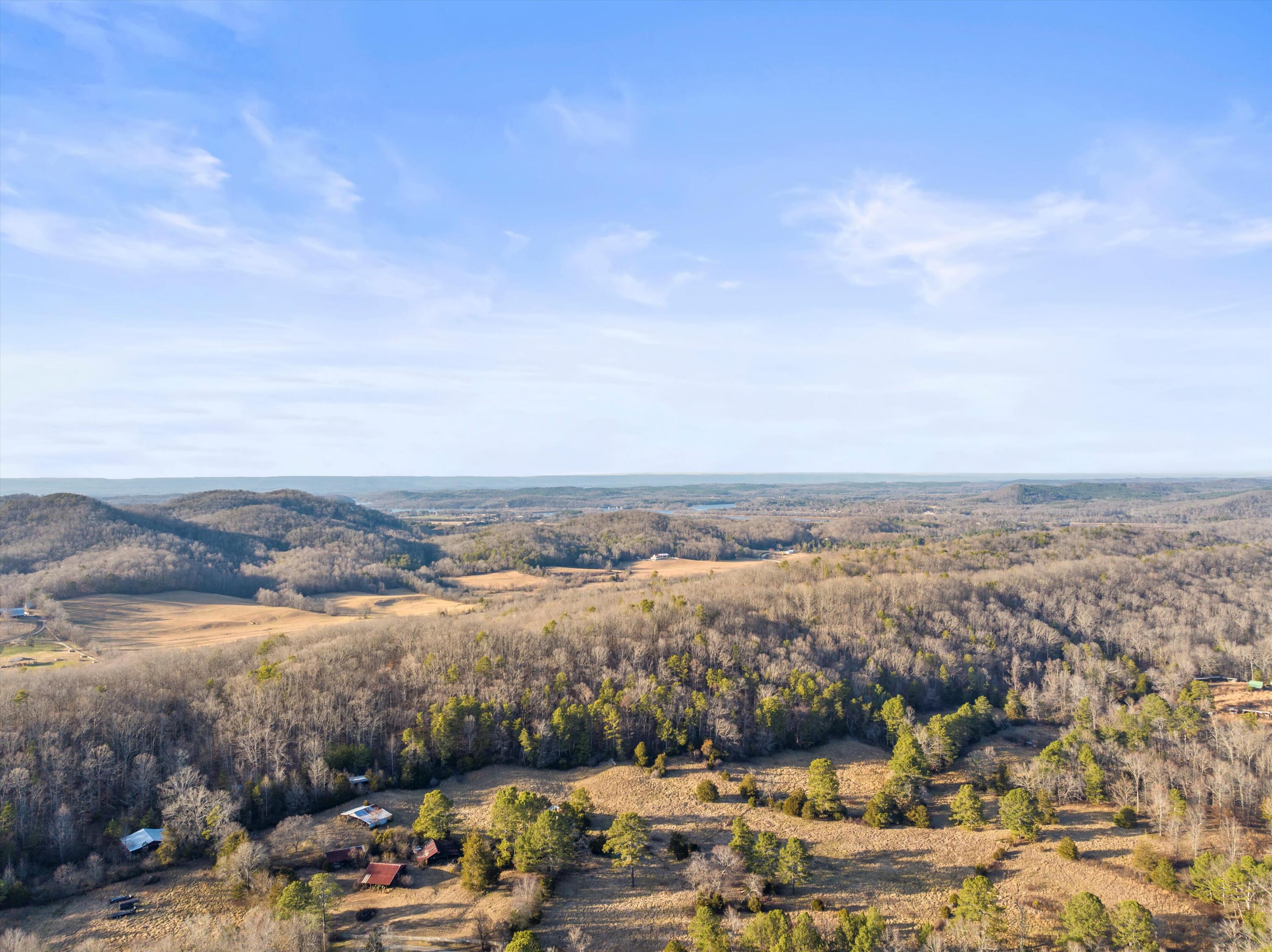 660 NW No Pone Valley Road, Georgetown, Tennessee image 33