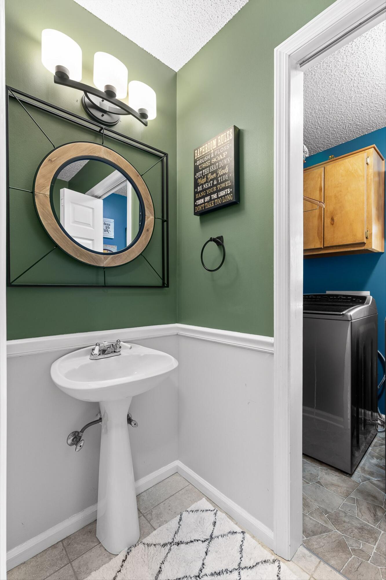 Dalton, Georgia 30721, United States, 3 Bedrooms Bedrooms, ,3 BathroomsBathrooms,Residential,Active,171505