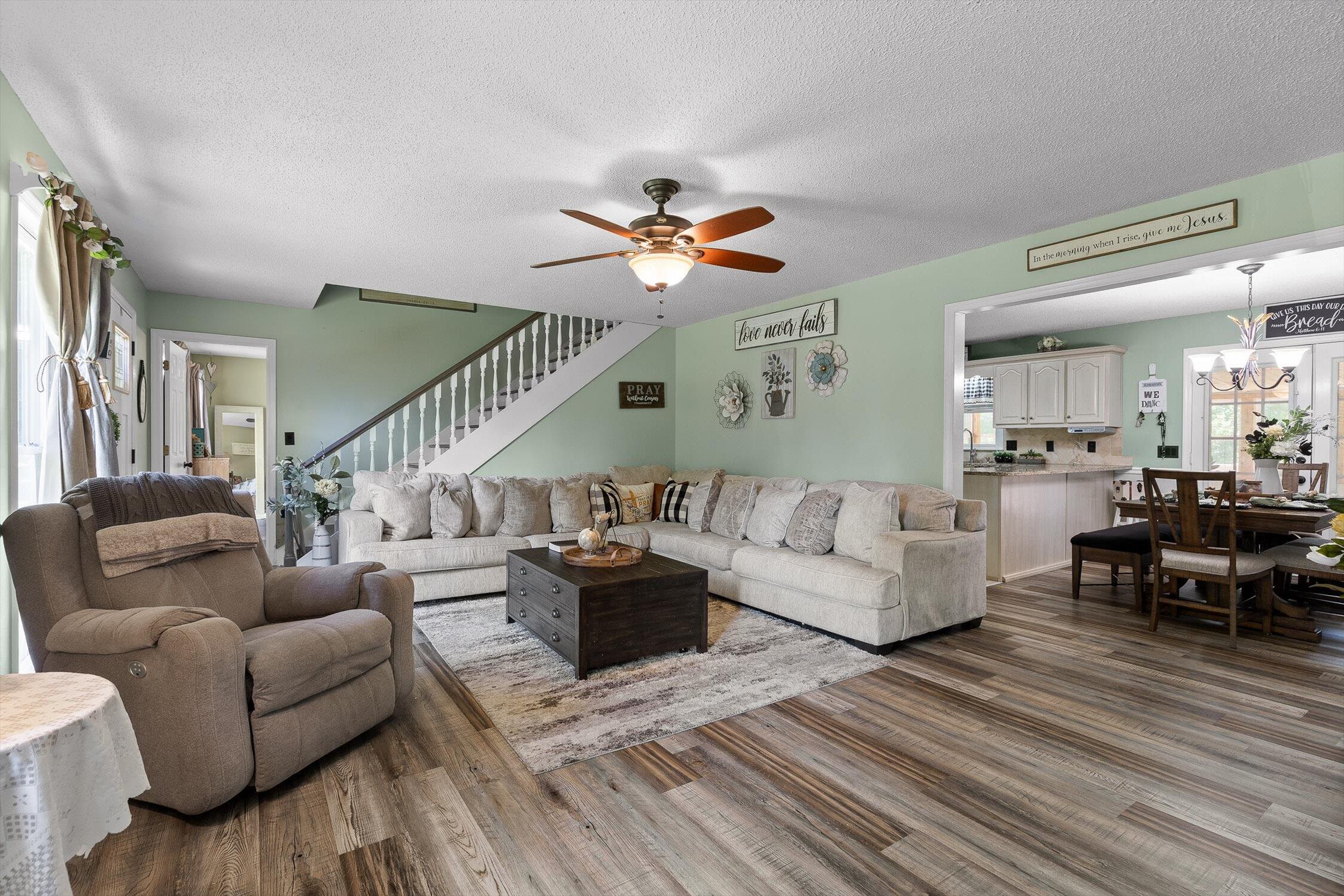 Dalton, Georgia 30721, United States, 3 Bedrooms Bedrooms, ,3 BathroomsBathrooms,Residential,Active,171505