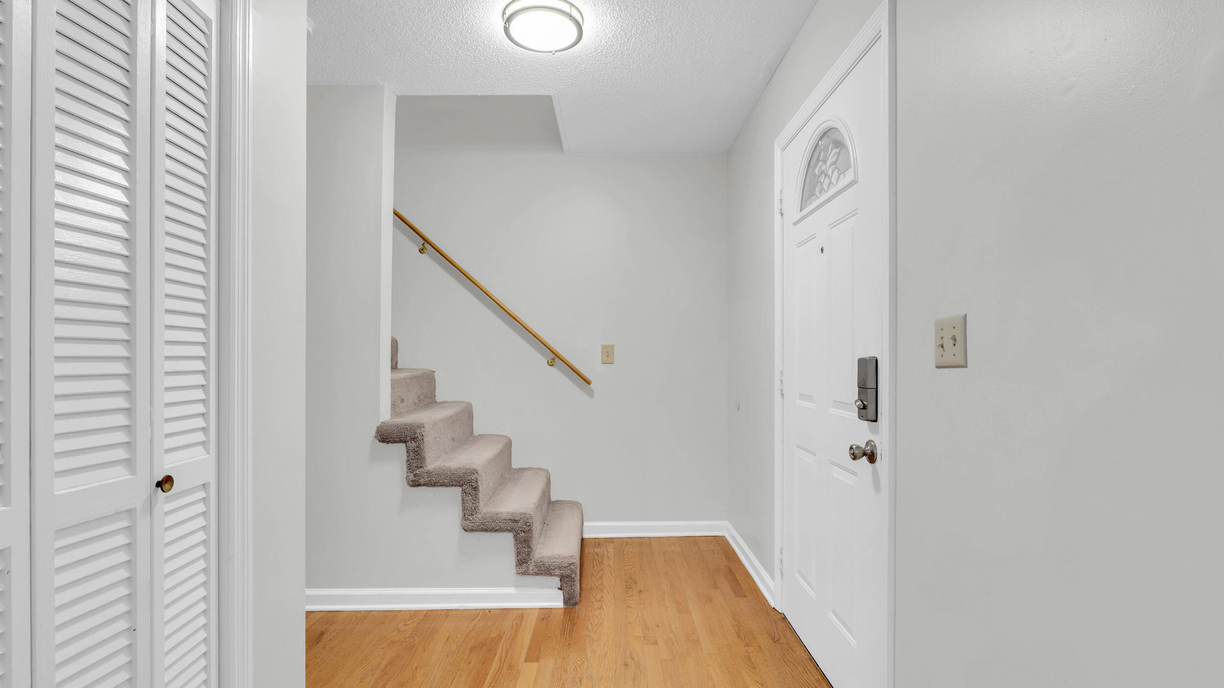 2316 Lakesite Drive