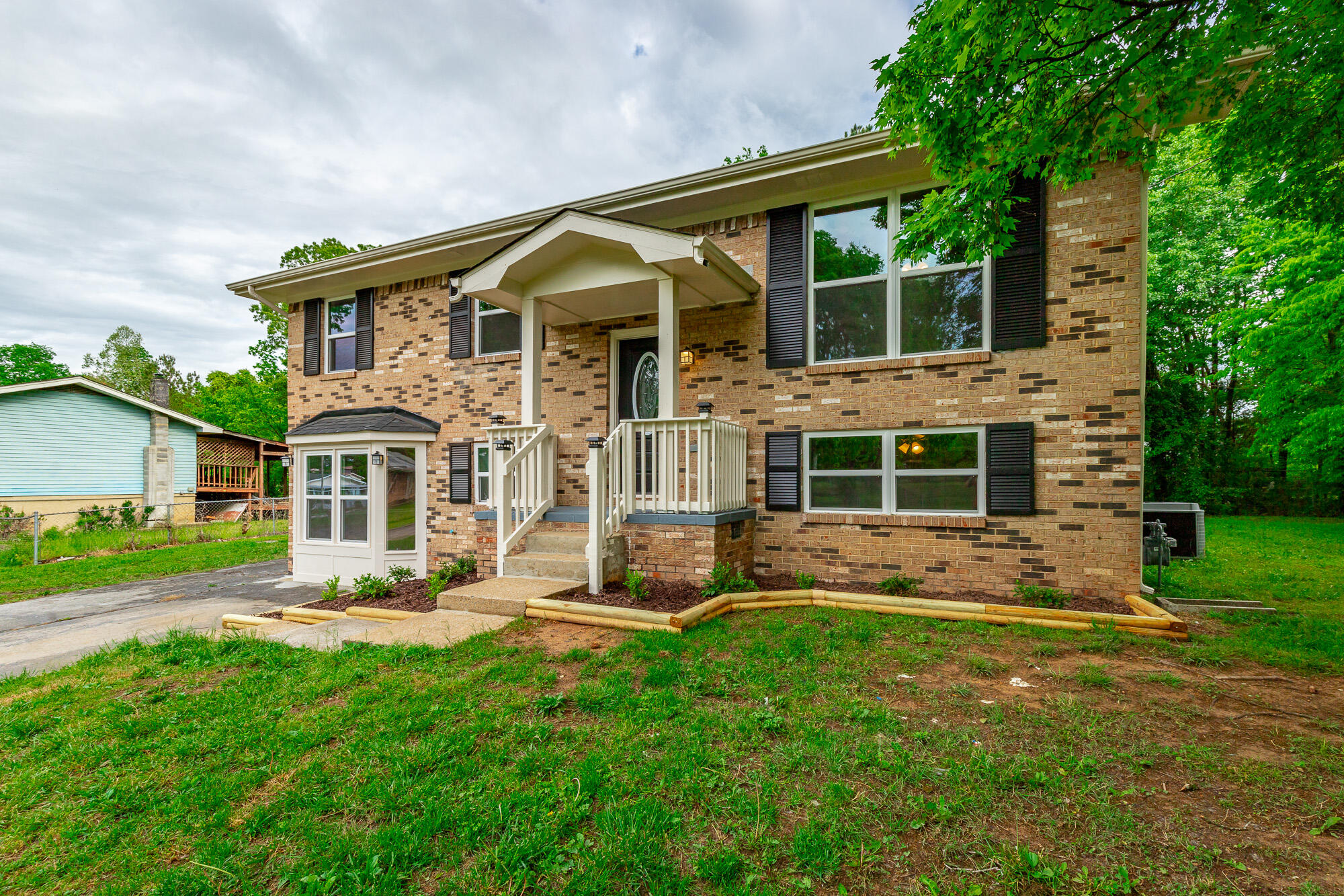 589 Pinewood Circle, Fort Oglethorpe, Georgia image 1
