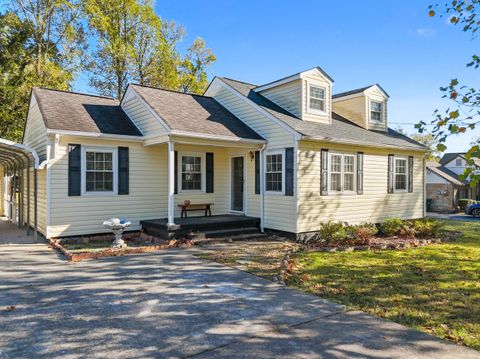 Photo of 1020 Stanley Avenue, Chattanooga, TN 37421 (MLS # 1522879)