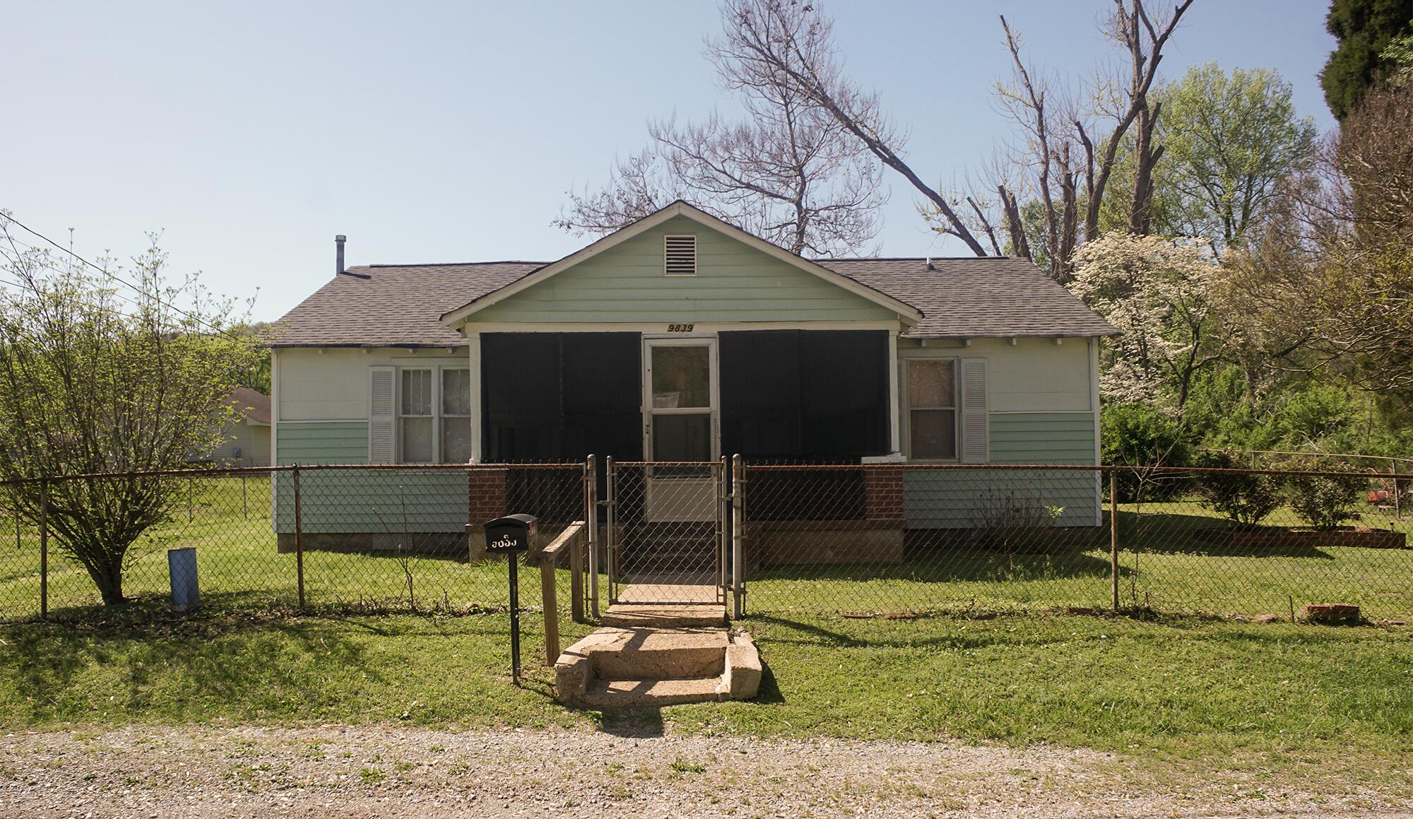 9839 Walnut Street, Soddy Daisy, Tennessee image 1