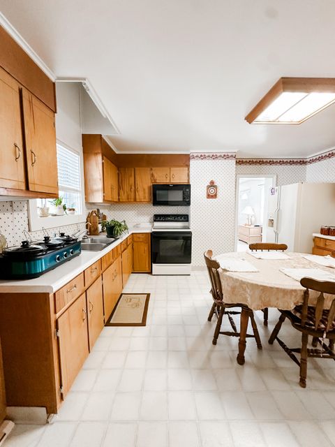 Tiny photo for 7055 Mooneyham Lonewood Road, Spencer, TN 38585 (MLS # 1528511)