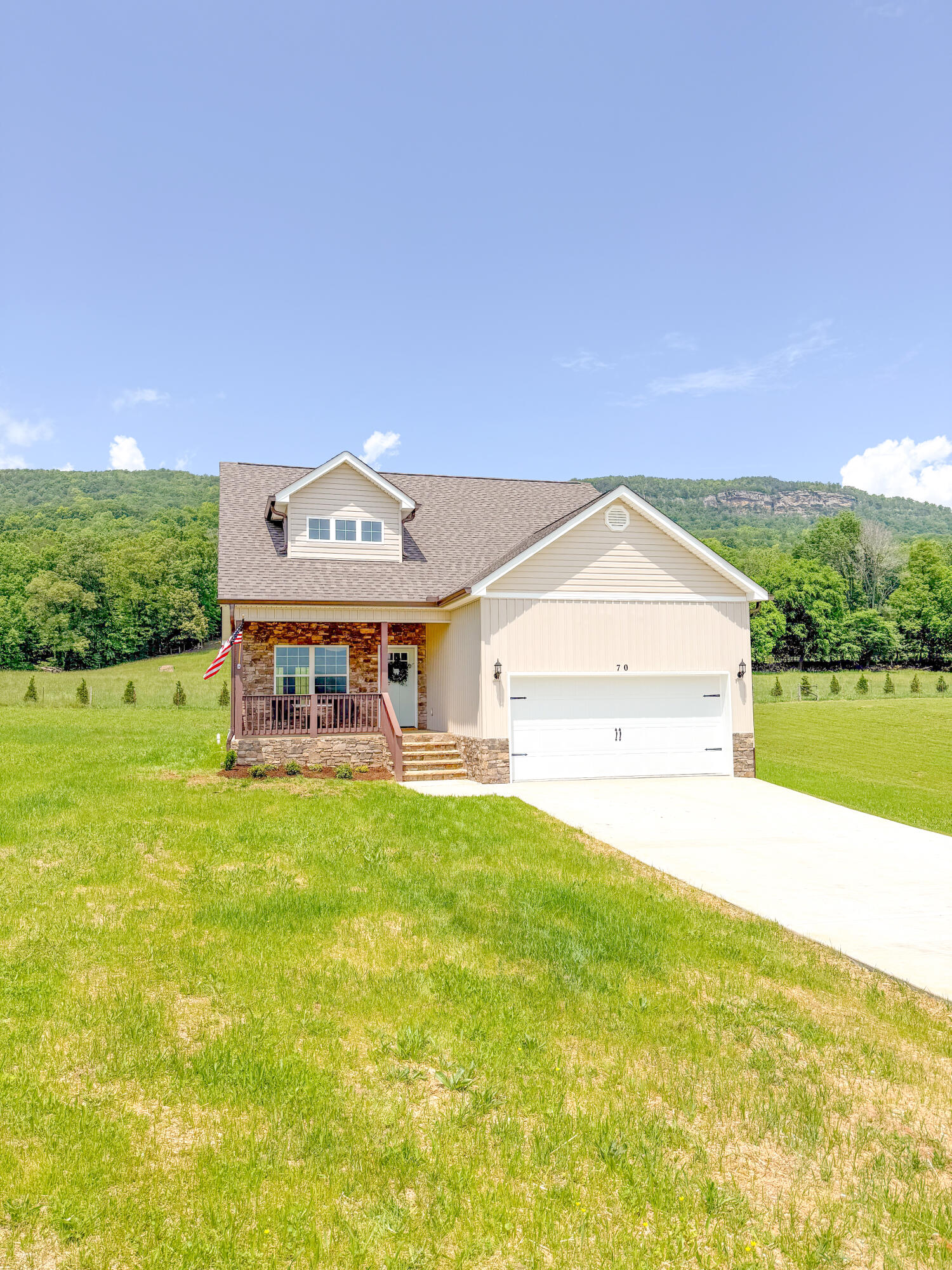 70 Lightning Lane, Dunlap, Tennessee image 2