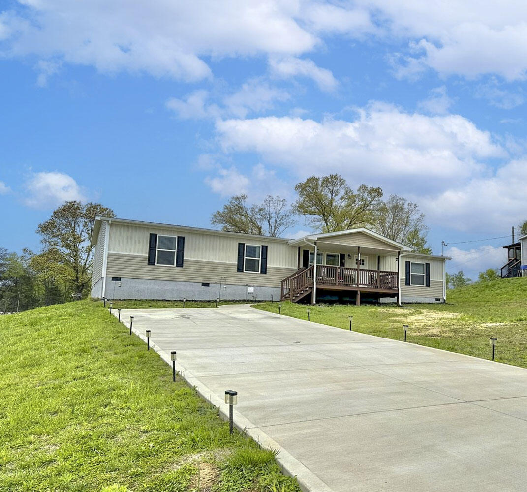 306 Bungalow Drive, Dandridge, Tennessee image 3