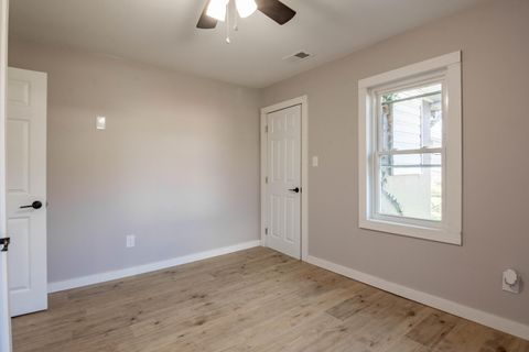 Tiny photo for 1663 Keeble Street, Chattanooga, TN 37412 (MLS # 1526755)