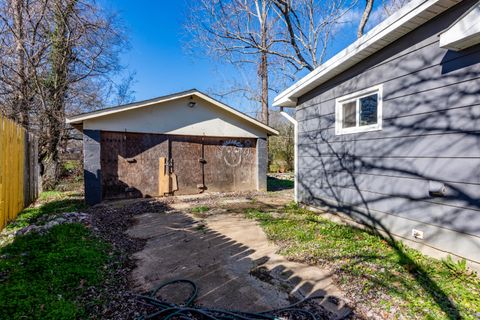 Tiny photo for 1663 Keeble Street, Chattanooga, TN 37412 (MLS # 1526755)