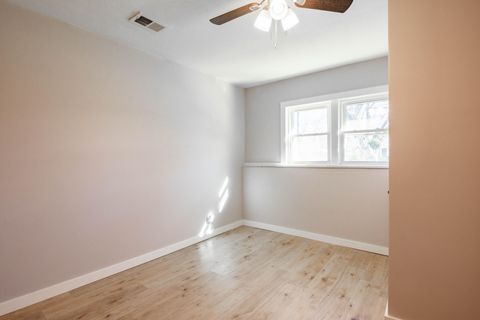 Tiny photo for 1663 Keeble Street, Chattanooga, TN 37412 (MLS # 1526755)