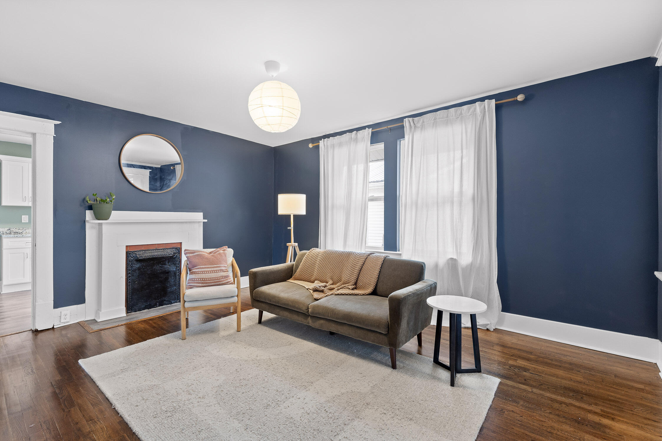 Chattanooga, Tennessee 37406, United States, 2 Bedrooms Bedrooms, ,1 BathroomBathrooms,Residential,Active,4400