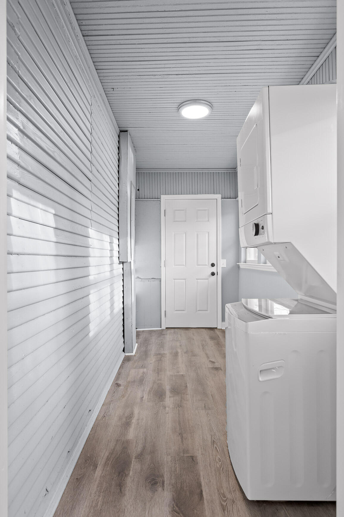 Chattanooga, Tennessee 37406, United States, 2 Bedrooms Bedrooms, ,1 BathroomBathrooms,Residential,Active,4400