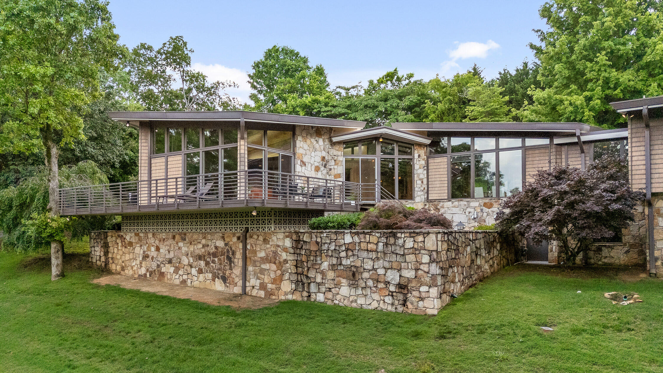 702 S Crest Road, Chattanooga, Tennessee image 2