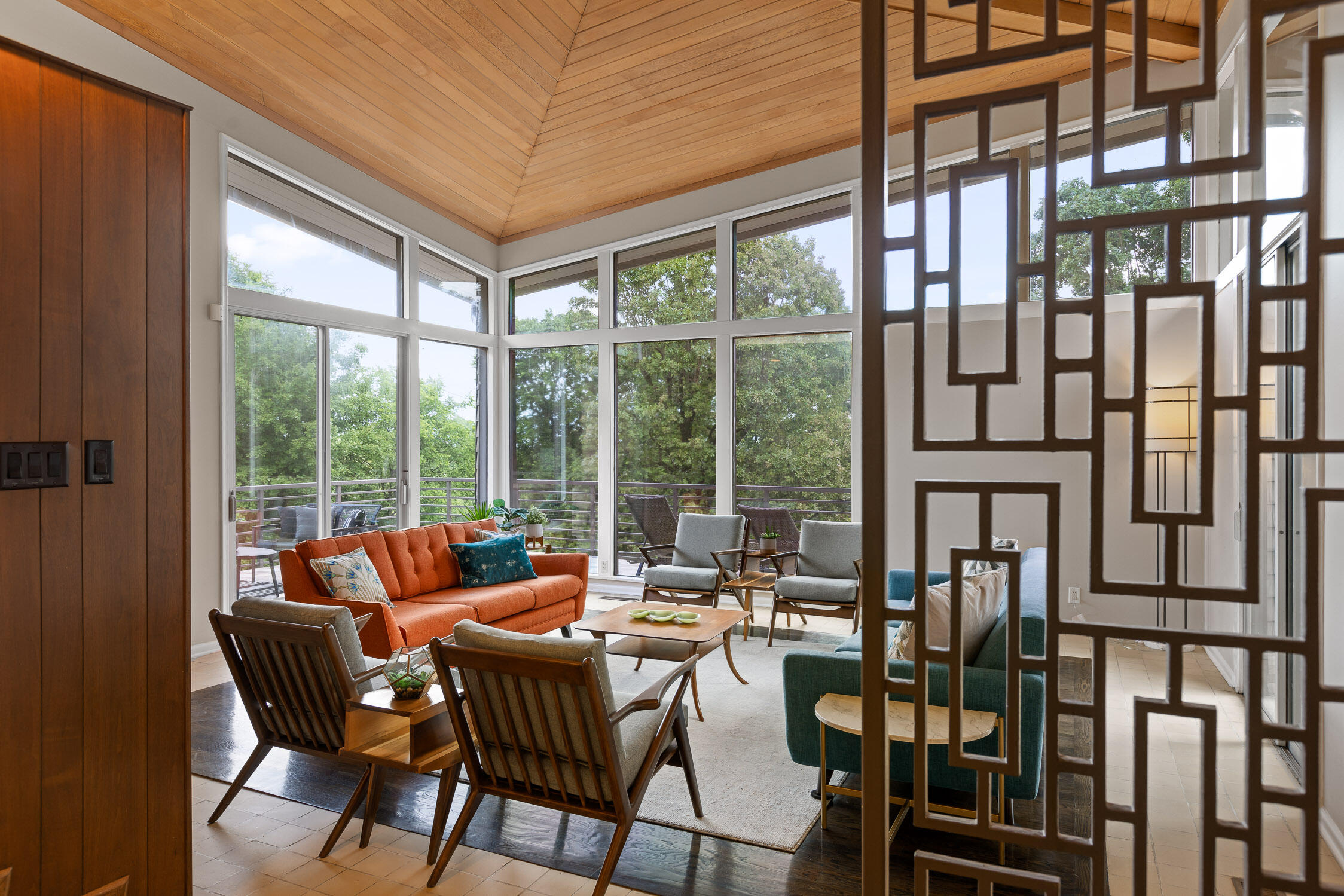 702 S Crest Road, Chattanooga, Tennessee image 11