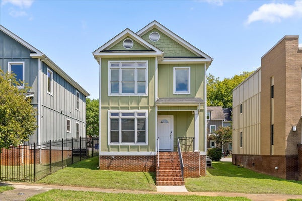 909 WALL ST, CHATTANOOGA, TN 37403 - Image 140cdc53c4e8cf98b8d3bbc3e8cc34af/1495932433