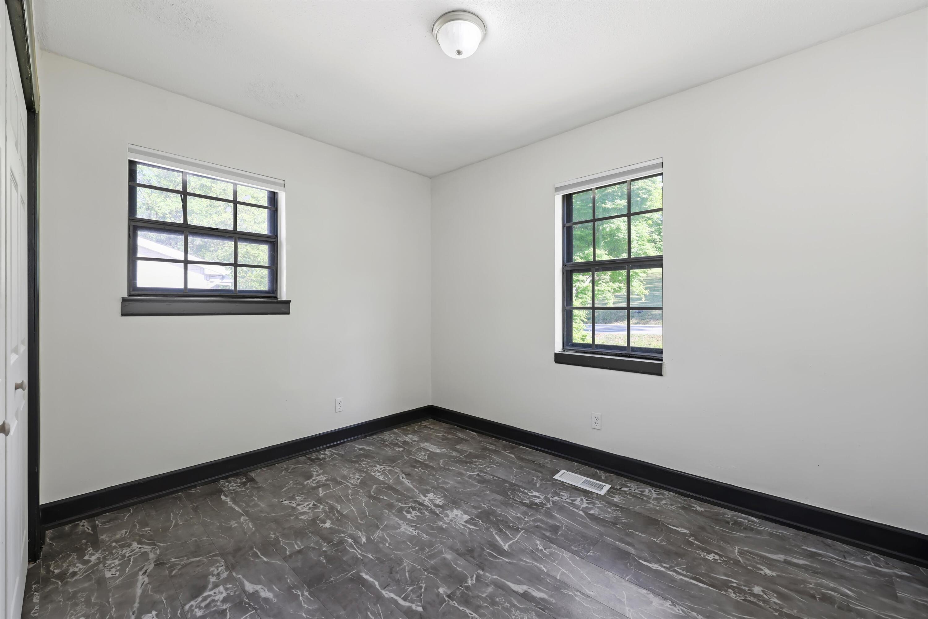 9027 Wooten Road, Chattanooga, Tennessee image 8