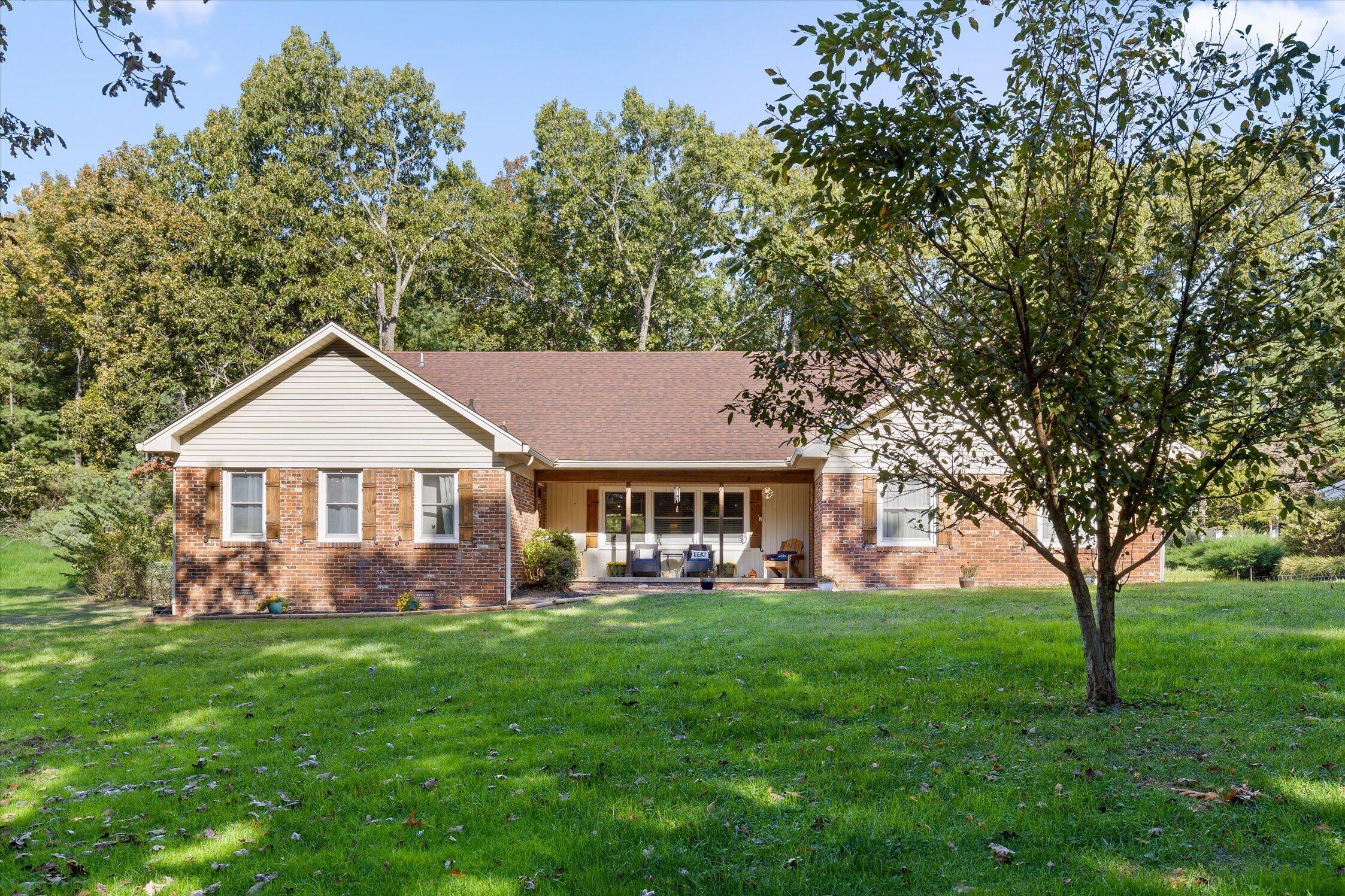1008 Crown Point Road W