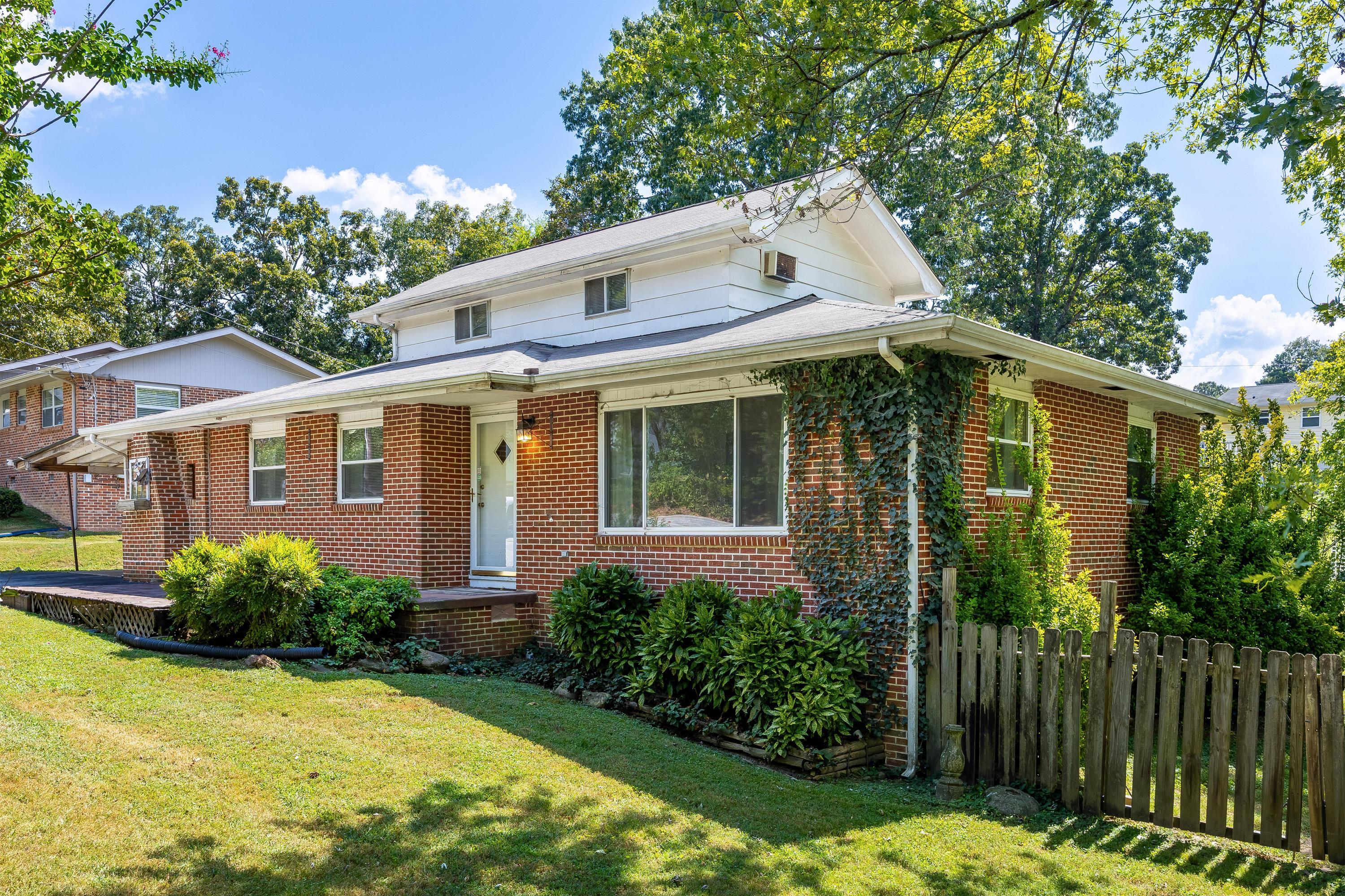 8316 Pine Ridge Road
