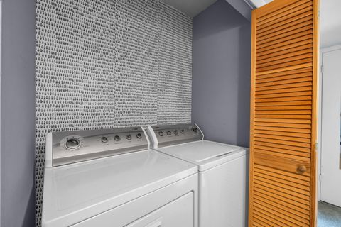 Tiny photo for 900 Mountain Creek Road, Chattanooga, TN 37405 (MLS # 1526231)