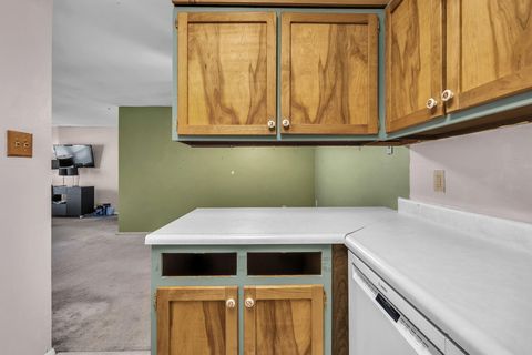 Tiny photo for 900 Mountain Creek Road, Chattanooga, TN 37405 (MLS # 1526231)