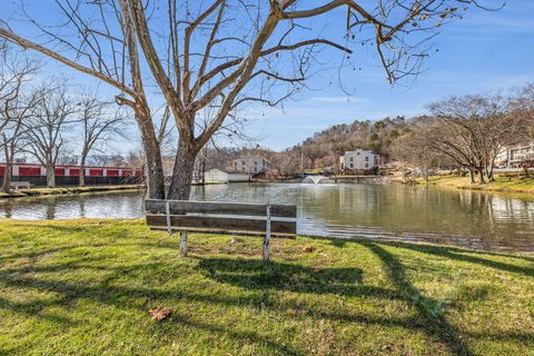 Tiny photo for 900 Mountain Creek Road, Chattanooga, TN 37405 (MLS # 1526231)