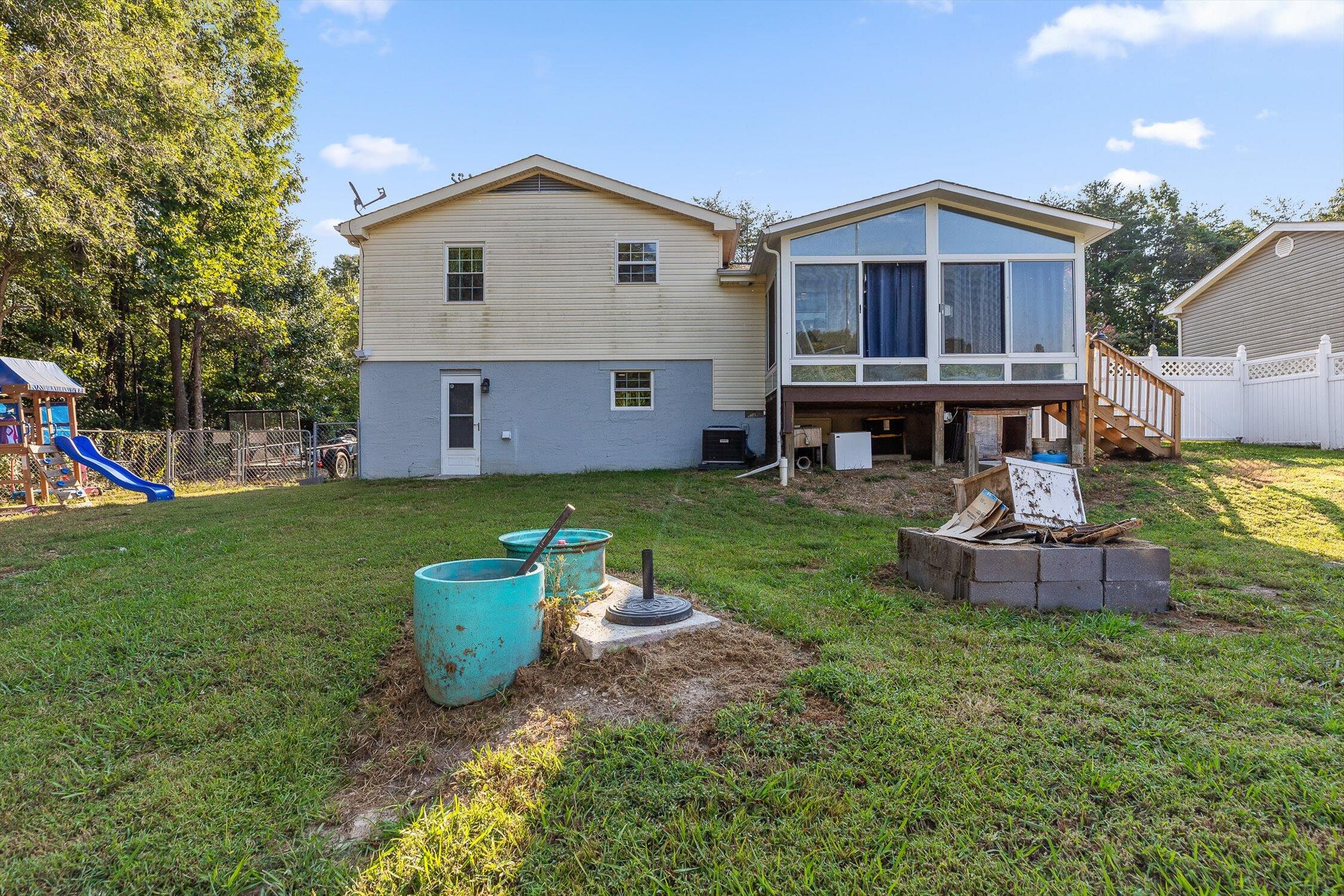 Ringgold, Georgia 30736, United States, 4 Bedrooms Bedrooms, ,2 BathroomsBathrooms,Residential,Active,202792