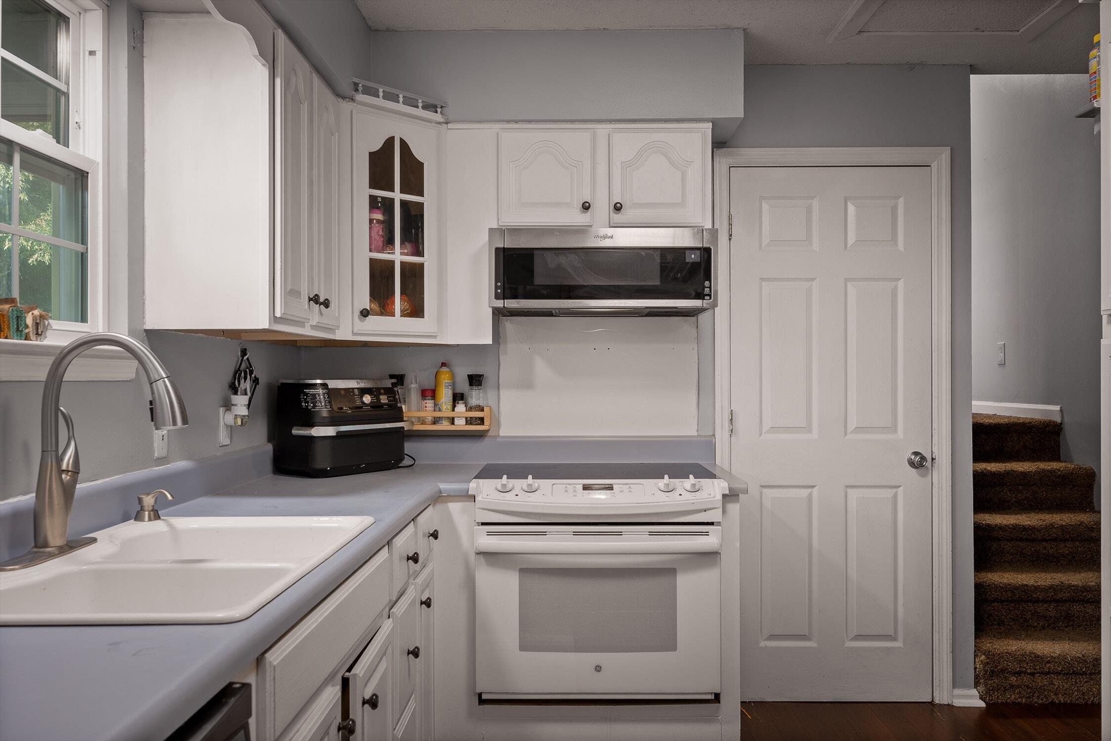 Ringgold, Georgia 30736, United States, 4 Bedrooms Bedrooms, ,2 BathroomsBathrooms,Residential,Active,202792