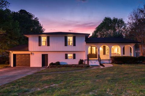 Photo of 157 Mapleton Drive NW, Cleveland, TN 37312 (MLS # 1530897)