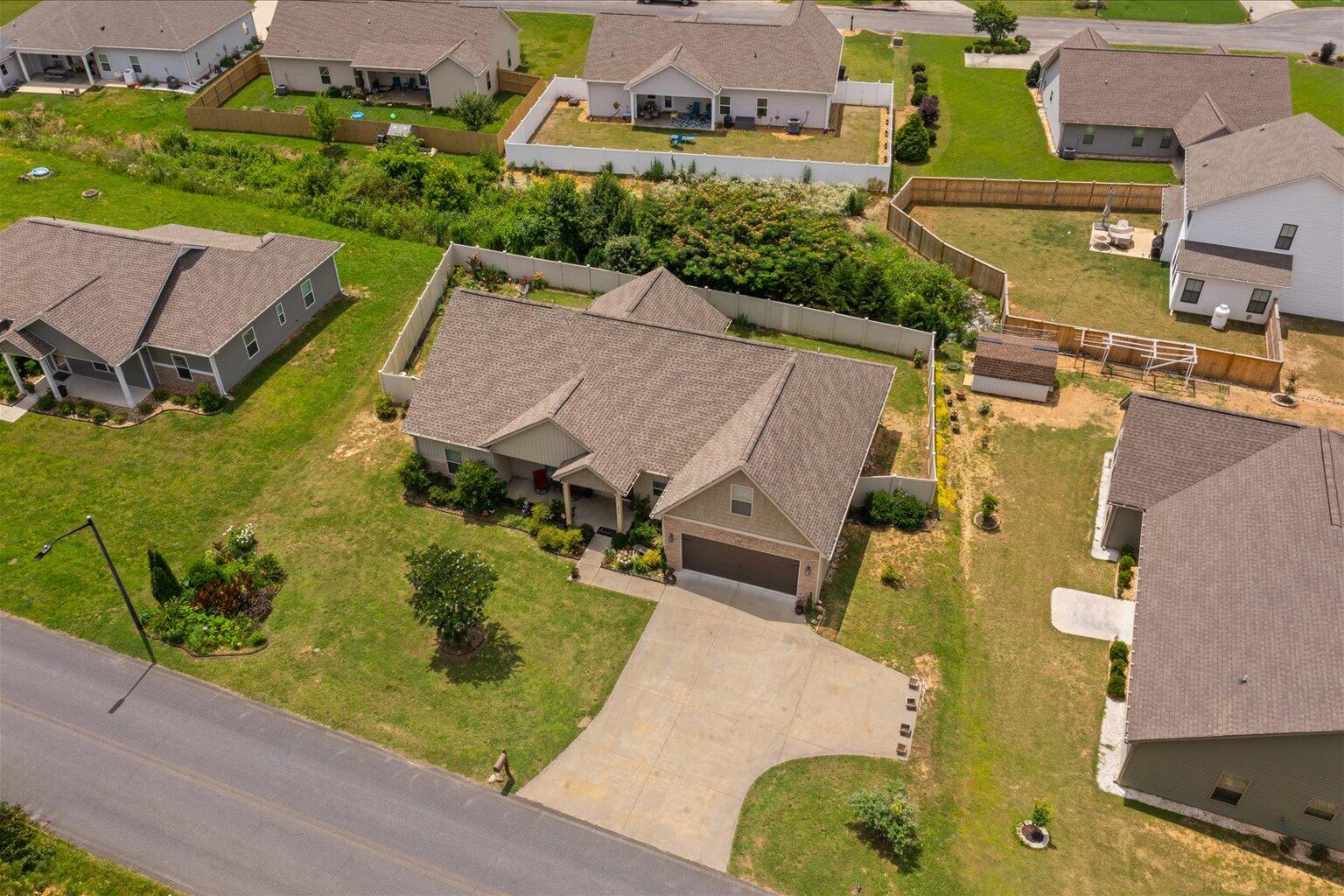 417 Beamer Road, Calhoun, Georgia image 9
